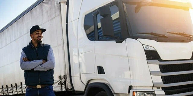 Truck driver in Canada with Visa sponsorship